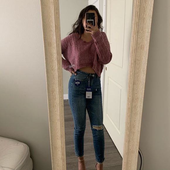 Brand new Distressed mom jeans - Picture 2 of 5